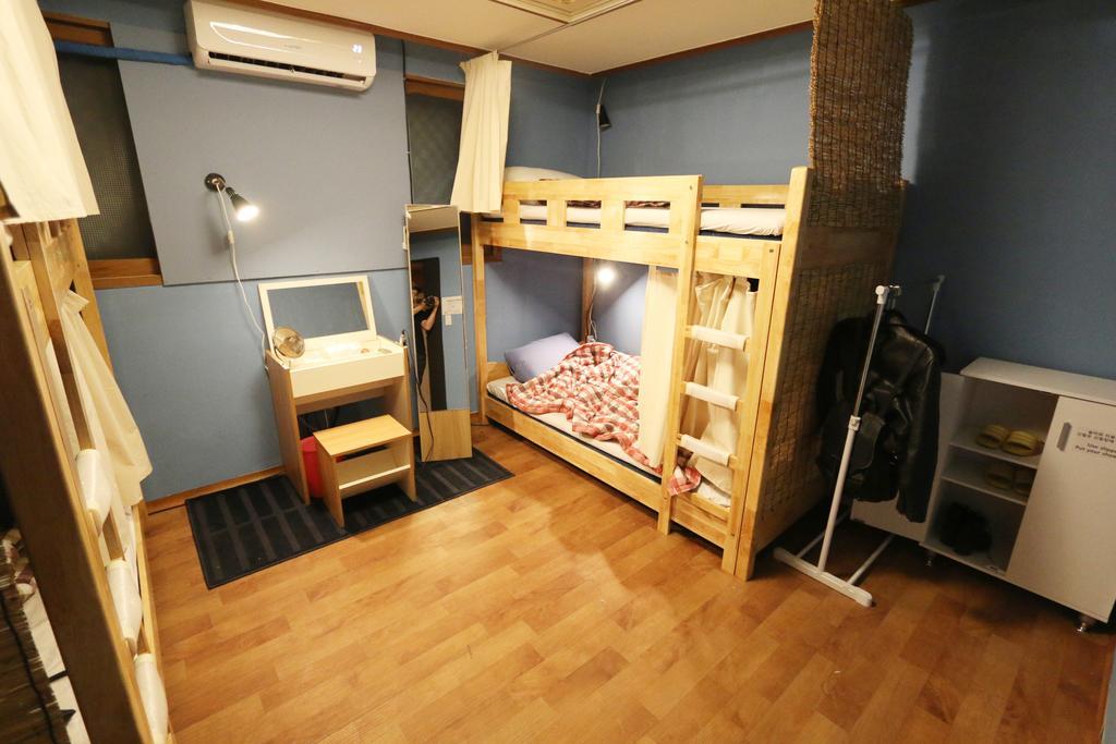 Maru Hostel Hongdae *